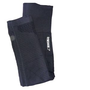 Gym shark leggings
